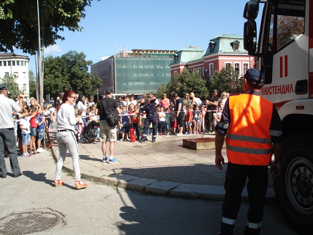 parad-05
